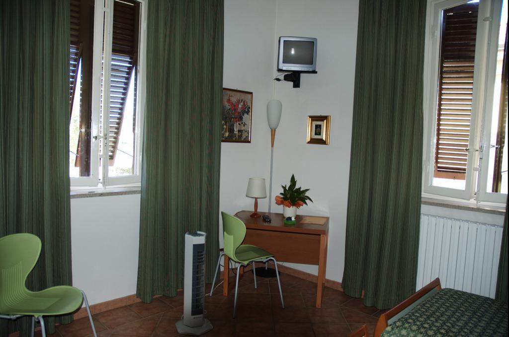 Affittacamere Villa Delia Lucca Room photo
