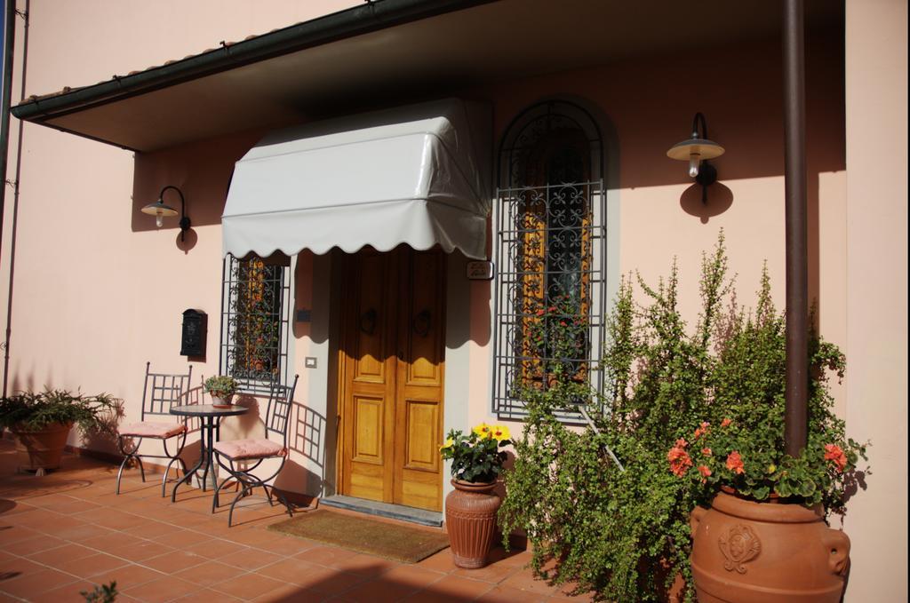 Affittacamere Villa Delia Lucca Exterior photo